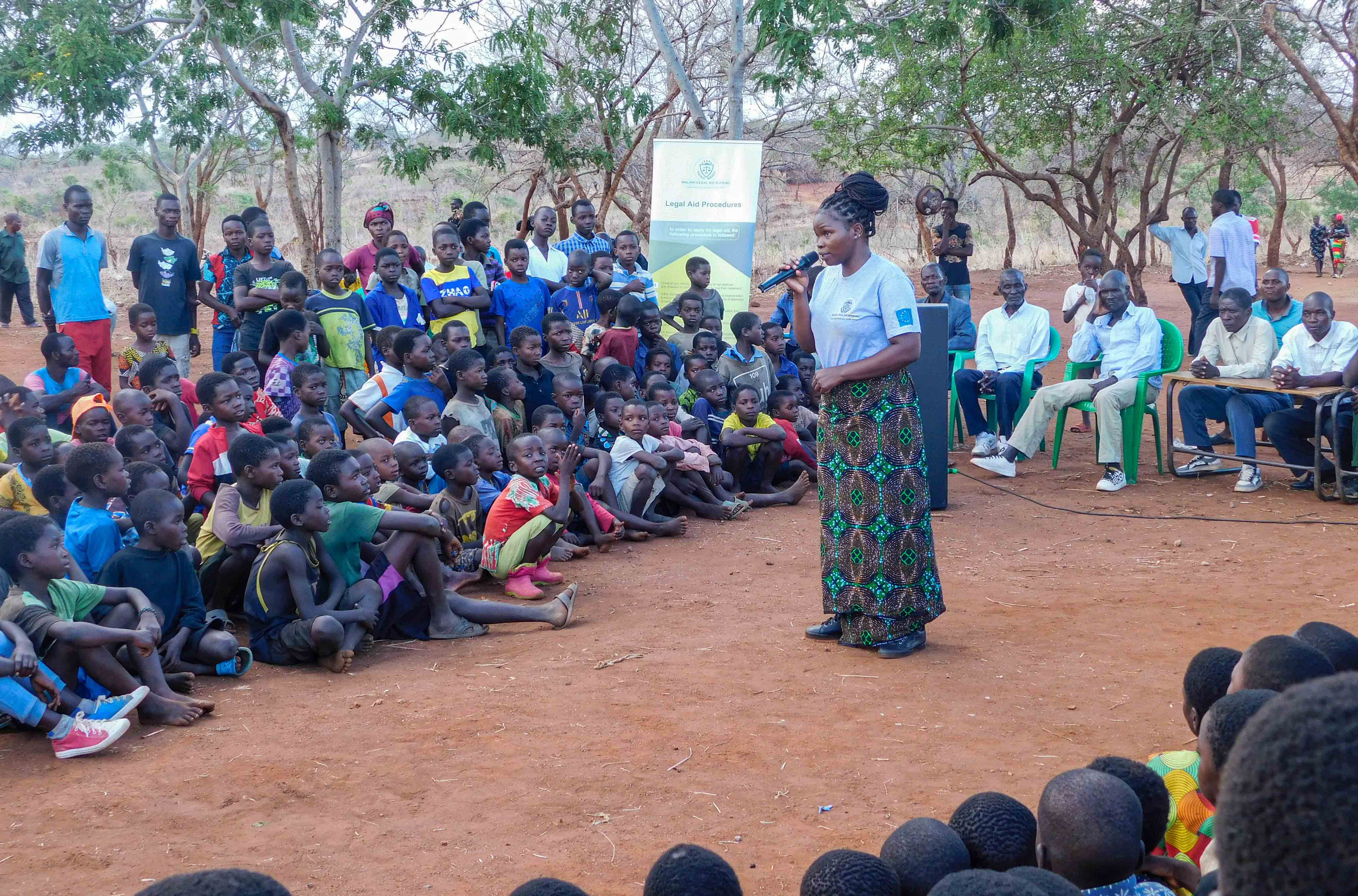 Legal Aid Officer Licenet Kadiwa making a presentation on works that the Bureau does